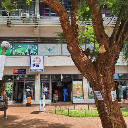 Lolo'S 1Bed Apt-Best Location-2Balconies Harare Buitenkant foto