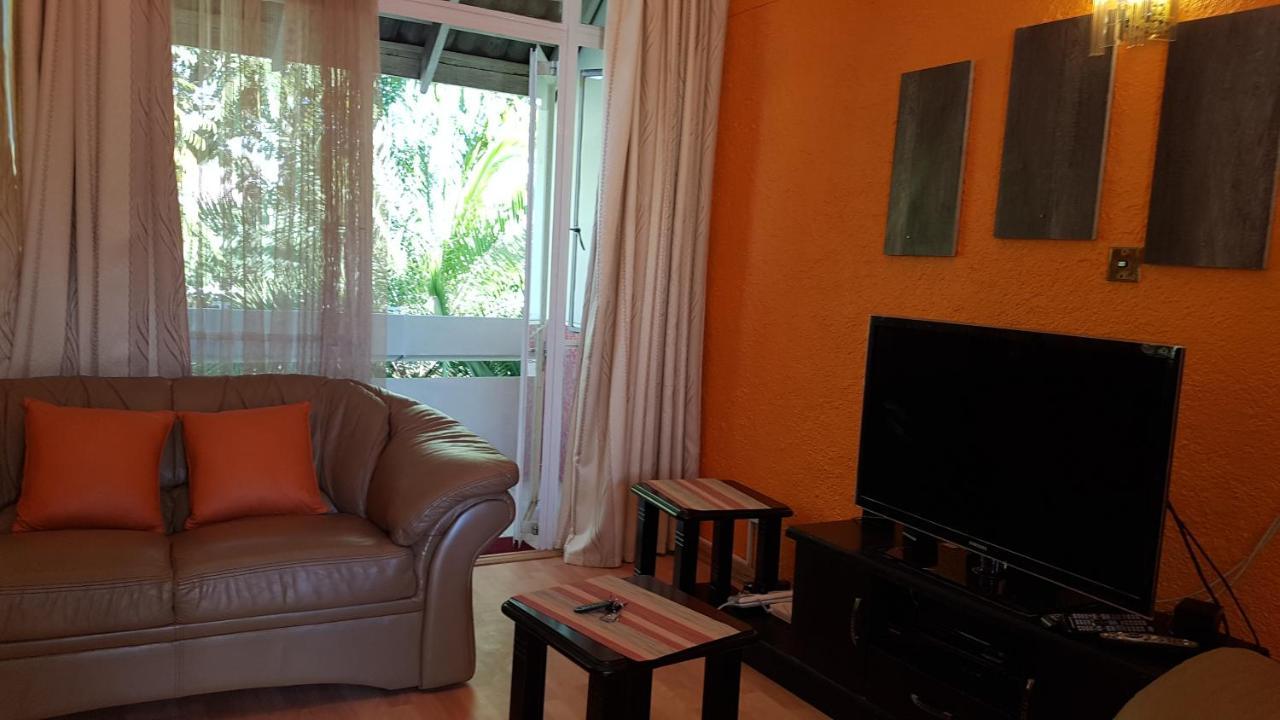 Lolo'S 1Bed Apt-Best Location-2Balconies Harare Buitenkant foto