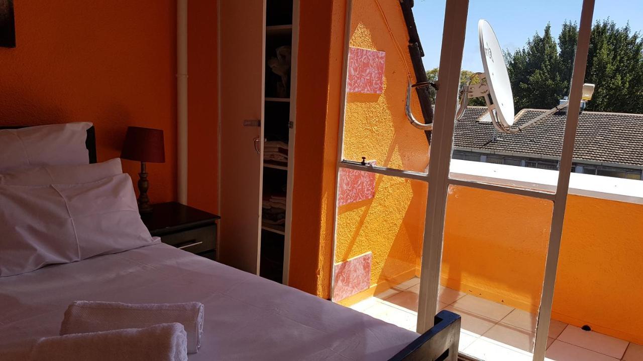 Lolo'S 1Bed Apt-Best Location-2Balconies Harare Buitenkant foto