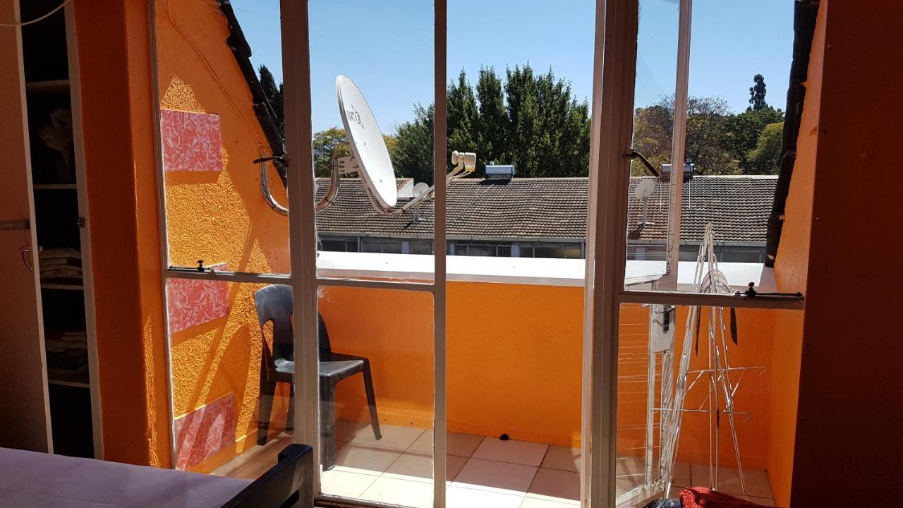 Lolo'S 1Bed Apt-Best Location-2Balconies Harare Buitenkant foto