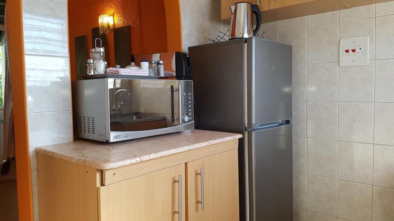 Lolo'S 1Bed Apt-Best Location-2Balconies Harare Buitenkant foto