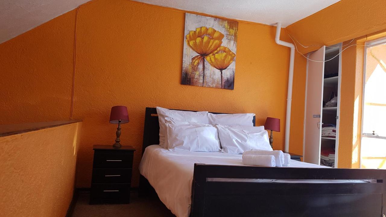 Lolo'S 1Bed Apt-Best Location-2Balconies Harare Buitenkant foto